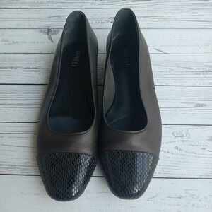 Vaneli Women's Leather Embossed Black Tonal Cap Toe Low Heel Pumps Shoes Sz 10W‎